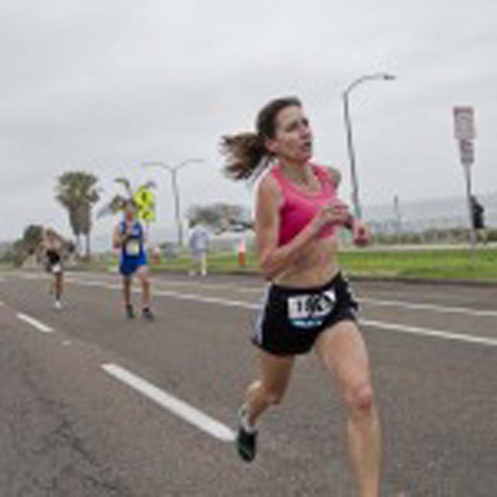 Glendale, Ariz. resident Beth Ellickson finishes the race with a respectable time of 18:32. Photo by Daniel Knighton