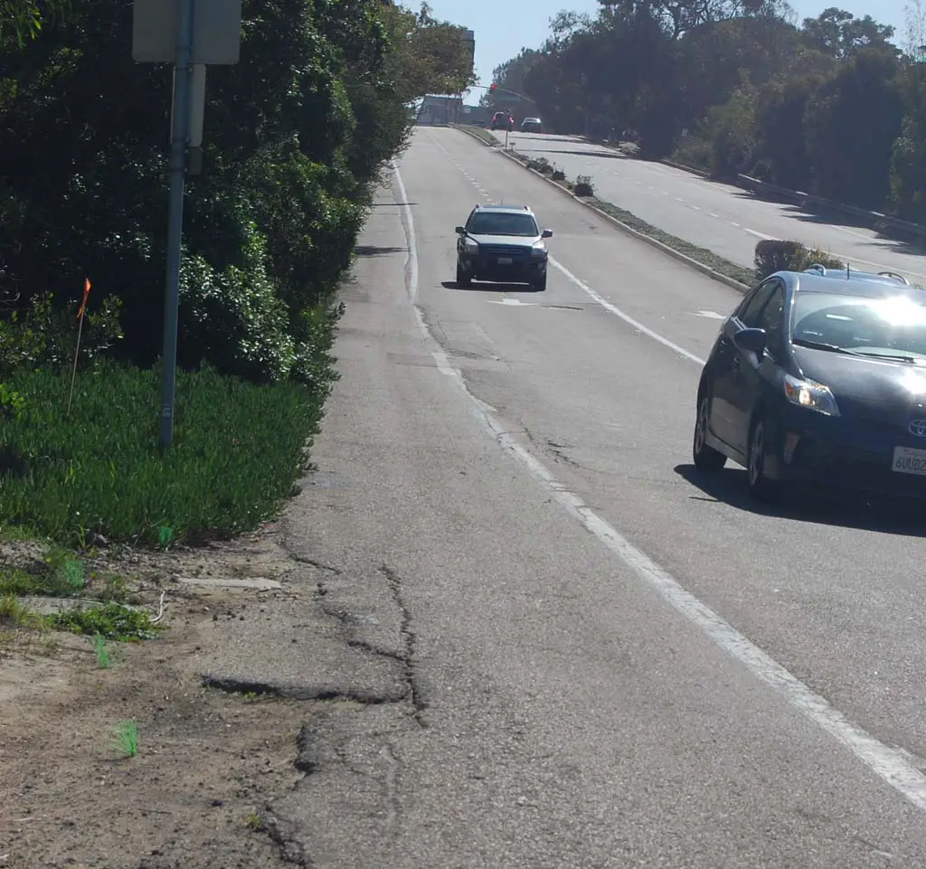 Lack of roadway maintenance was one of the major complaints about city services in a recently conducted satisfaction survey. Photo by Bianca Kaplanek