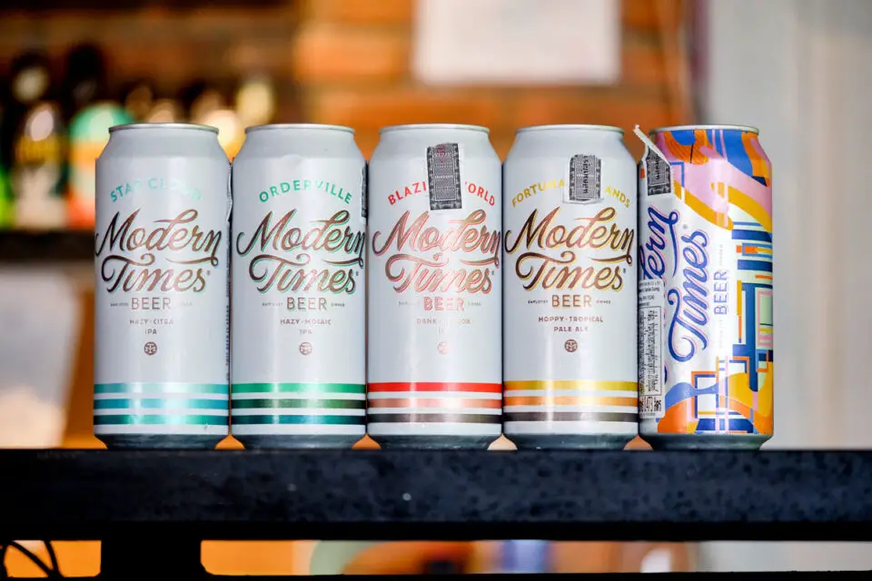 Beer News Roundup: Maui Brewing Company is now poised to purchase Modern Times, which was sold at auction after entering court-ordered receivership. Photo by Kullapong Parcherat