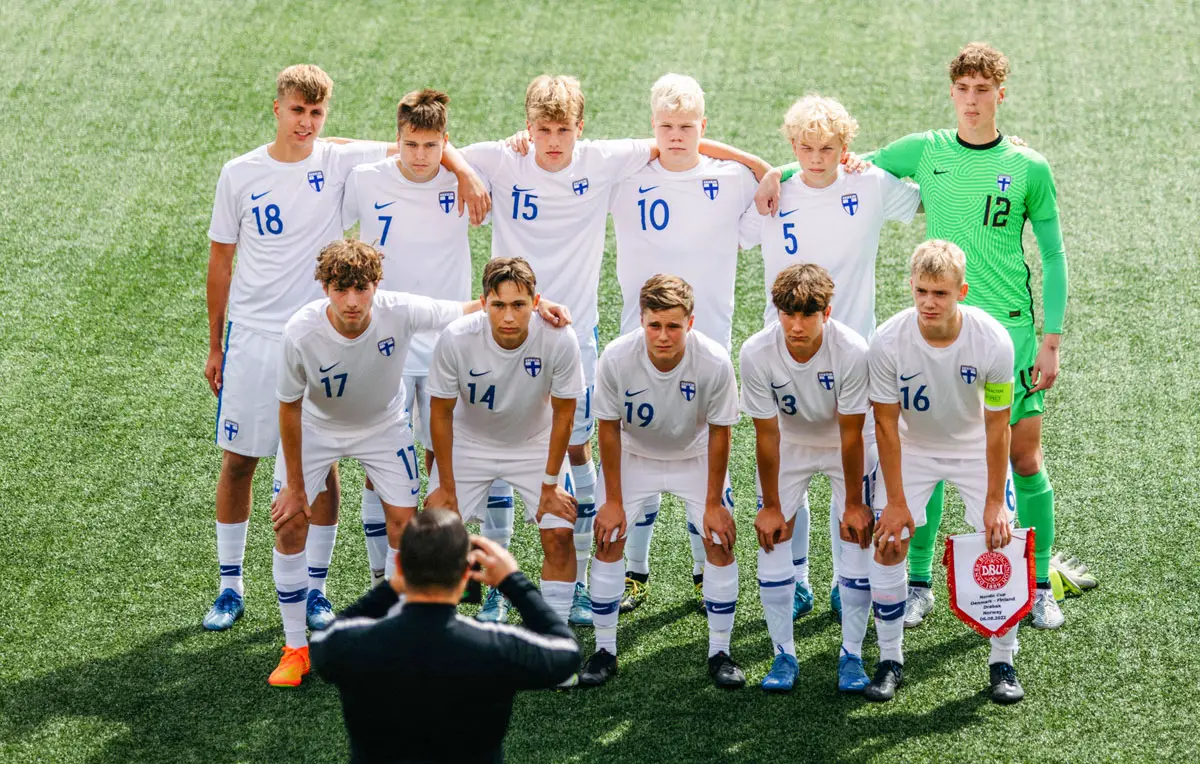 Encinitas resident Gabriel Oksanen poses with his teammates on Finland's Under-17 Youth National Team at the Nordic Open earlier this month. Photo by Jussi Oksansen