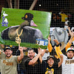 San Diego Padres fans honor the "Goose." Photo via Twitter/@LosPadres