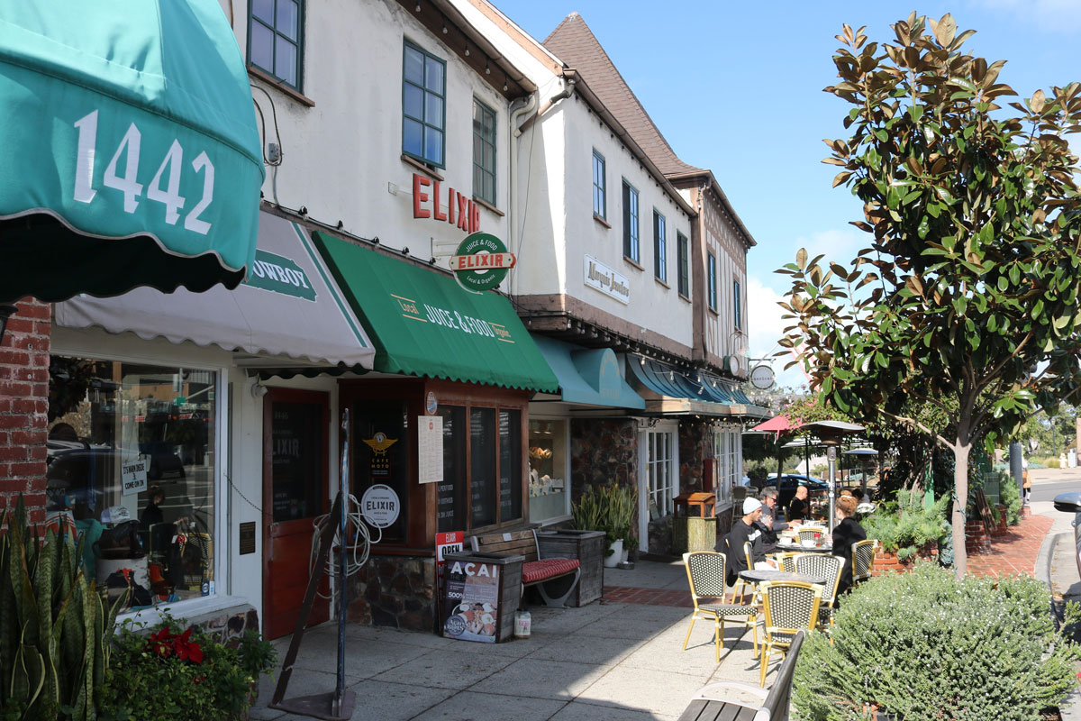 New state housing laws taking effect this year will allow for higher density housing projects in the city of Del Mar’s commercial zones. Photo by Laura Place 
