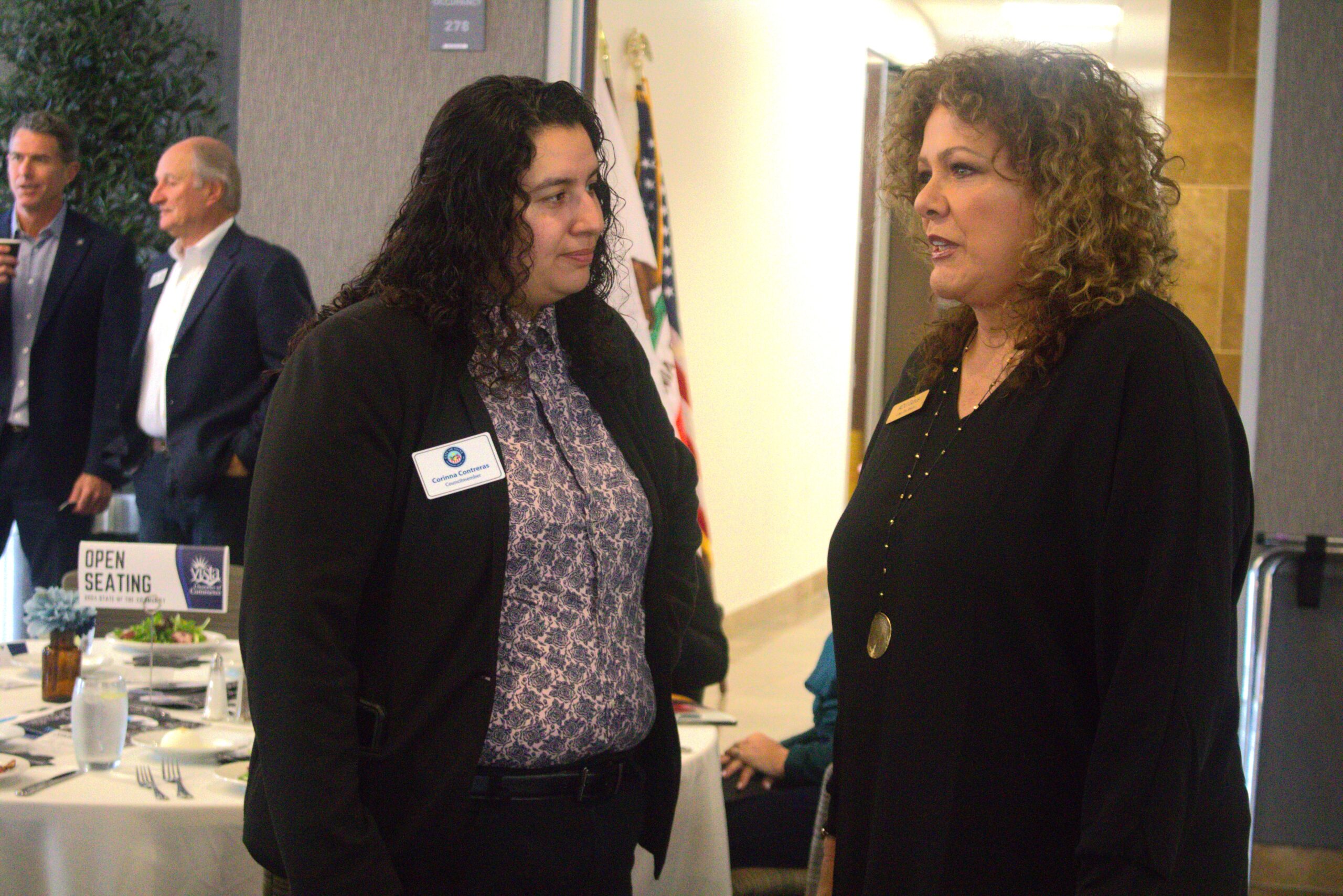 Councilmember Corinna Contreras speaks with community members at the Vista State of the Community event on Jan. 22. Photo by Laura Place