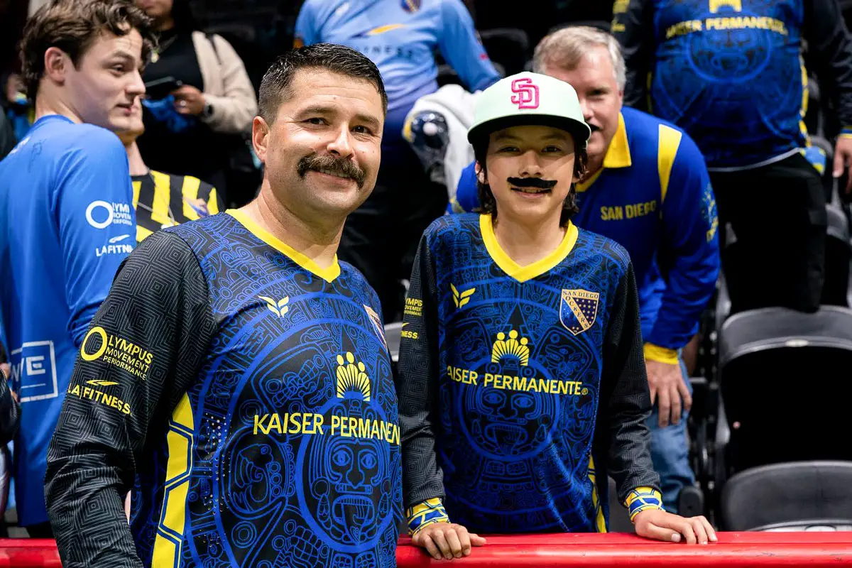 Kraig Chiles smiles for a photo with a Sockers fan. Photo by Ryan Young