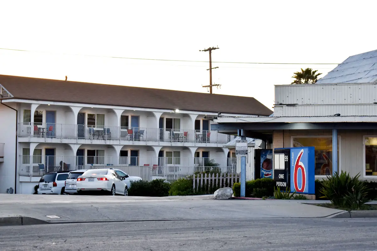 A 360-unit apartment and 62-unit hotel mixed-use project may soon replace the Motel 6 at 815 N. Coast Hwy. in Oceanside. Photo by Samantha Nelson