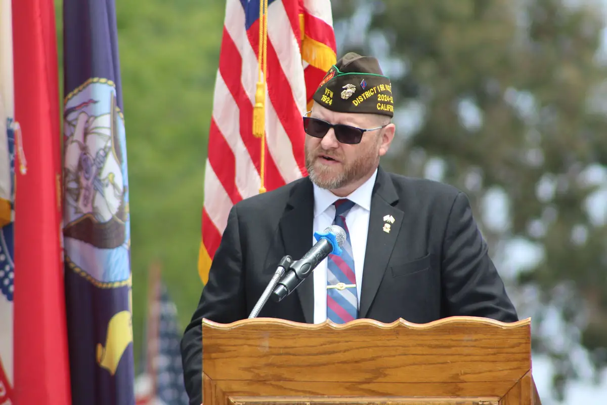 Retired Marine Sgt. Christopher Ingraham, currently serving as senior vice commander of VFW California District 1, speaks during a Memorial Day event on May 26 in Fallbrook. Photo by Samantha Nelson