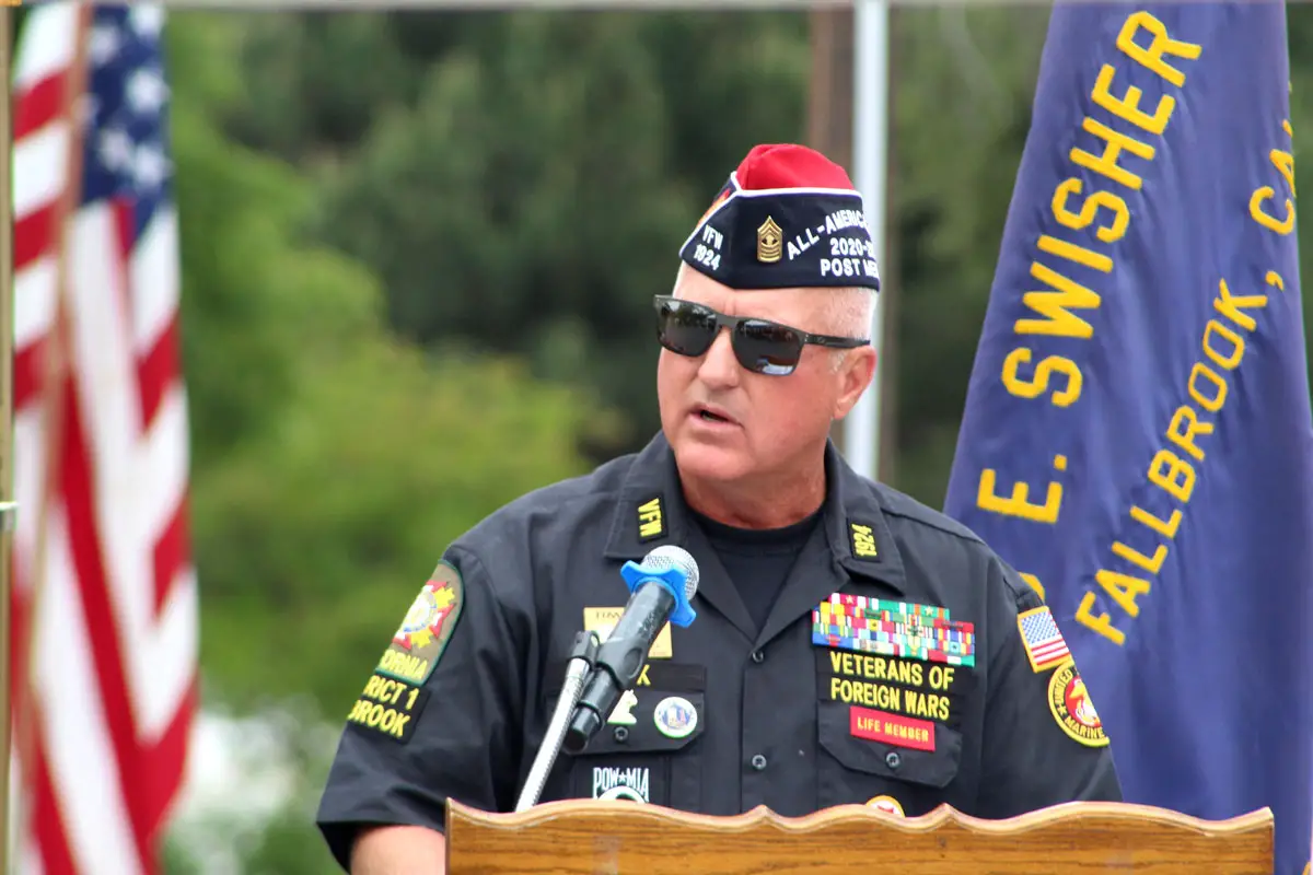 Fallbrook VFW Post 1924 Commander Tim Kirk speaks during a Memorial Day ceremony on May 26 in Fallbrook. Photo by Samantha Nelson