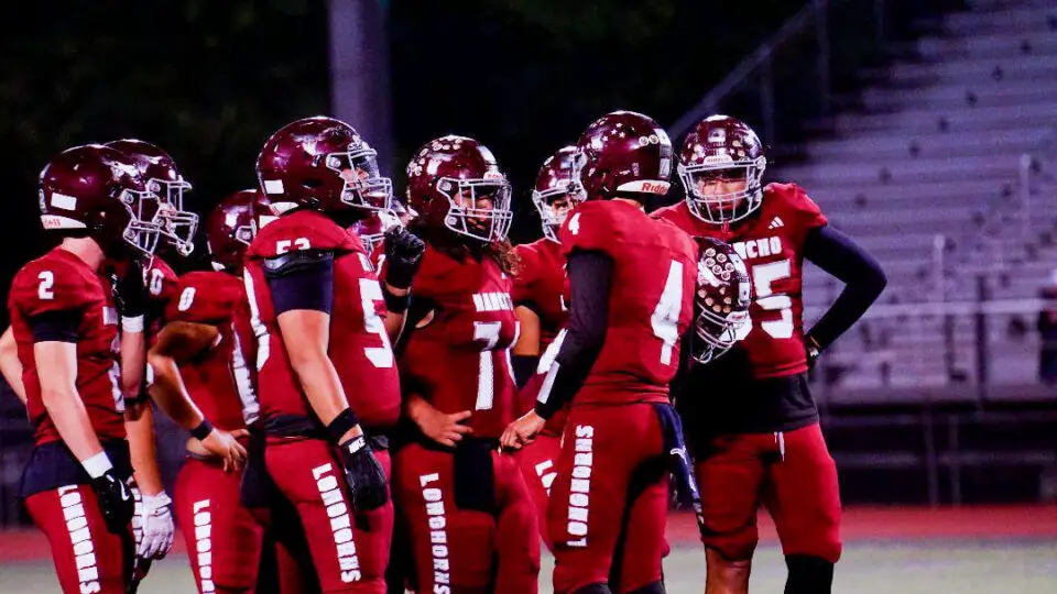 The Longhorns showed resilience on both sides of the ball in a low-scoring battle. Photo by Nolan Isa