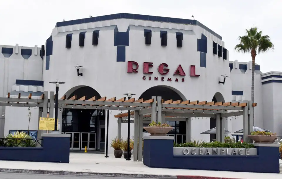 Regal Theater and Ocean Place Plaza in downtown will be replaced by the new 401 Mission project. Photo by Samantha Nelson