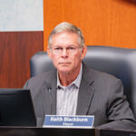 Mayor Keith Blackburn during a Sept. 30 council meeting discussing a solar panel proposal at Maerkle Reservoir. Photo by Tanya Perez