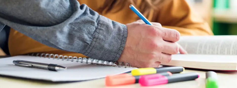 Socratix offers a practical, private alternative that prioritizes durable learning and demonstrable outcomes. Stock photo