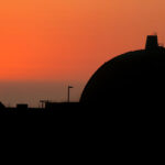 San Onofre Nuclear Generating Station sits along the coast near San Clemente, where 3.6 million pounds of spent nuclear fuel remain stored on site. Photo by Frank Armstrong