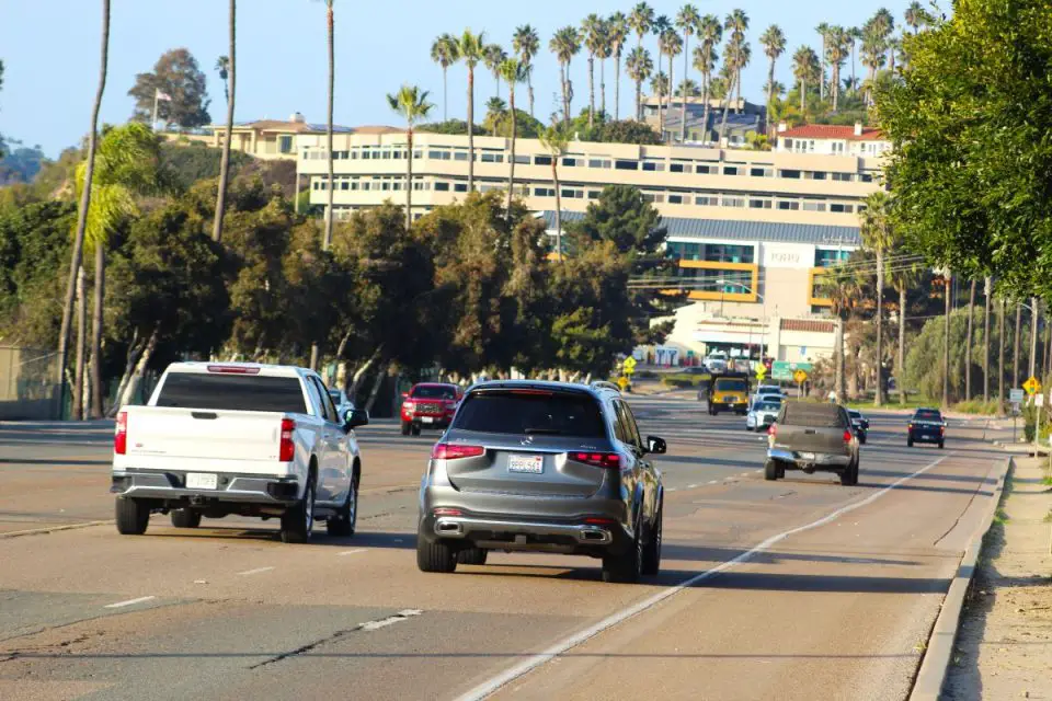 A northbound view of Jimmy Durante Boulevard in Del Mar. The city is planning a major repaving and traffic striping project to help calm and improve traffic flow. Photo by Leo Place