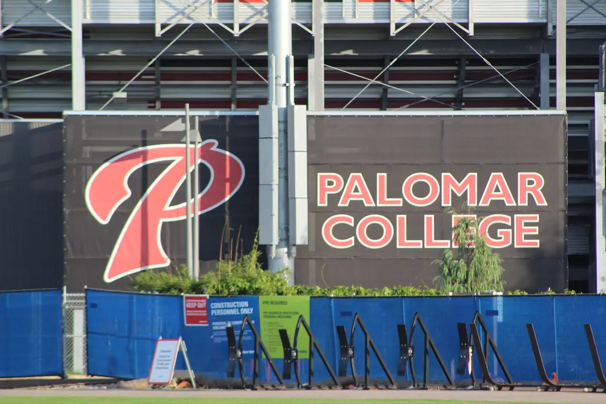 Palomar College faculty and classified staff this week approved resolutions of no confidence in several members of the college’s board of trustees amid ongoing disputes over governance and campus priorities. Photo by Leo Place