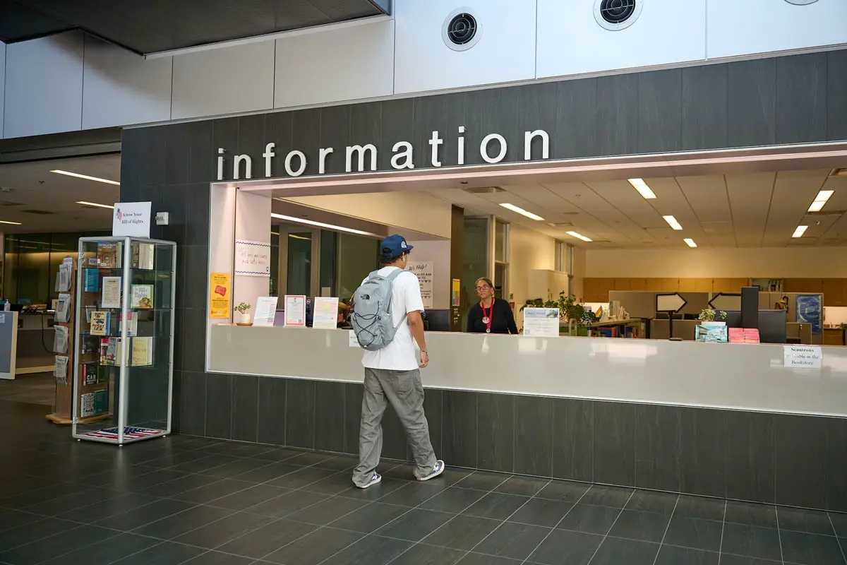 A student visits an information desk at Palomar College in San Marcos. Faculty, staff and students have raised concerns about board actions they say have left members of the campus community feeling unsupported. Courtesy photo/Palomar College