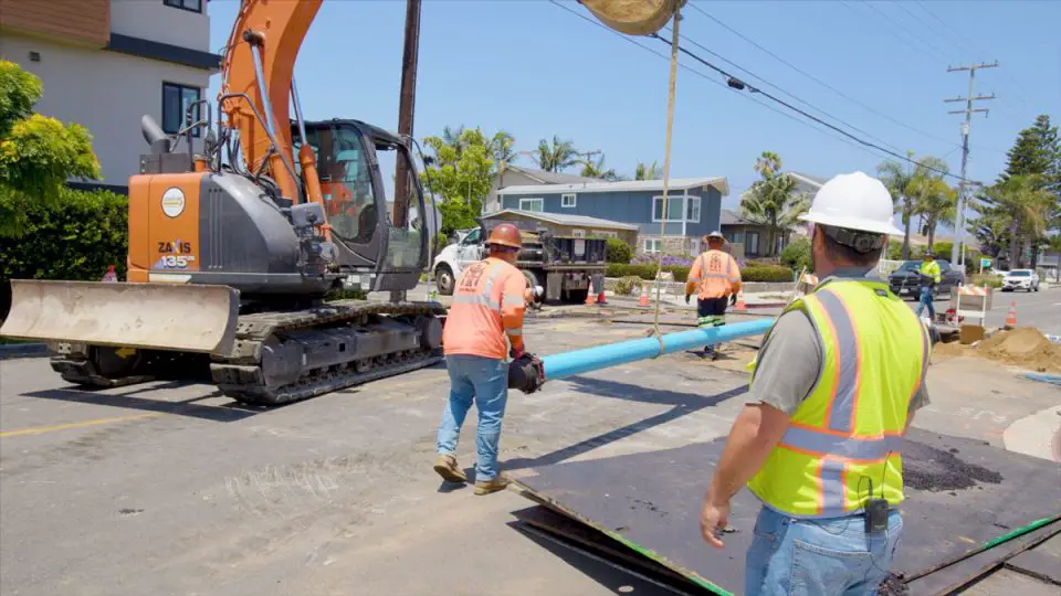 Crews continue to replace aging water valves at several locations across Carlsbad. Photo courtesy of the city of Carlsbad