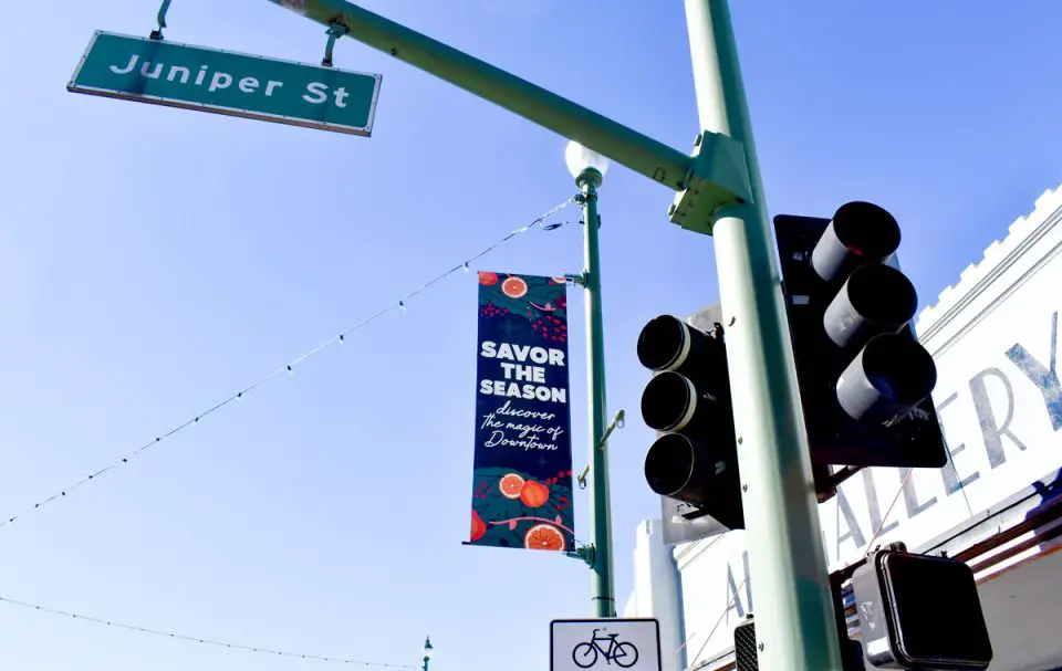 Escondido city staff are considering reactivating the traffic signal at Grand Avenue and Juniper Street. Photo by Samantha Nelson