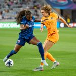 San Diego Wave forward Ludmila, of Brazil, drives past a Houston defender during a March 14 game at Snapdragon Stadium. Photo by Tanya Perez