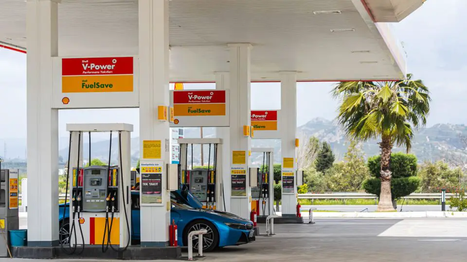 Motorists fuel up at a San Diego County gas station as average prices continue a modest decline, according to AAA data. Courtesy photo