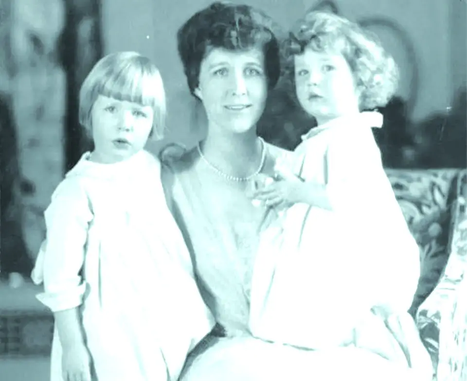 Mary Birch with her children. About 7,000 babies are born at Sharp Mary Birch Hospital for Women & Newborns each year — over 250,000 total since it opened in 1992. Courtesy photo/Sharp HealthCare Foundation