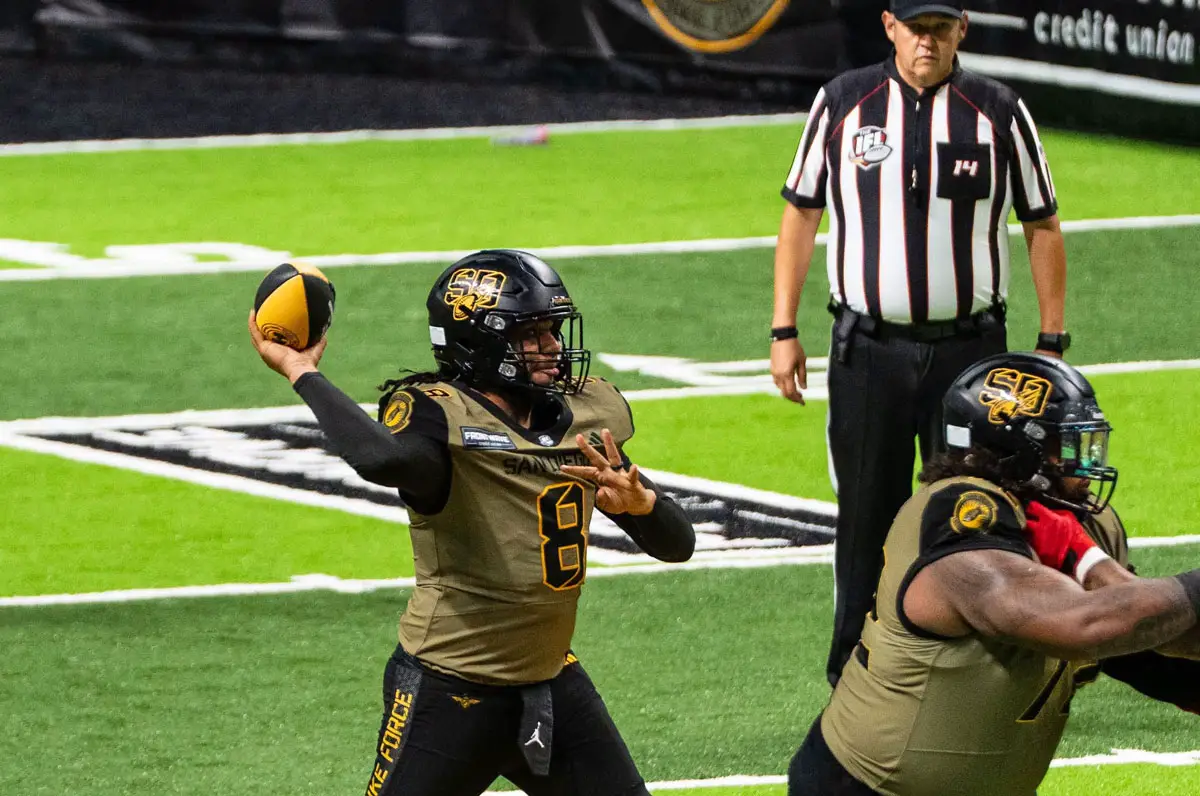 San Diego Strike Force quarterback Nate Davis prepares to pass during Sunday's 62-55 road victory over the Jacksonville Sharks. Courtesy photo/Strike Force