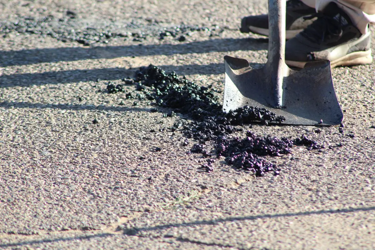 Fallbrook residents fill potholes themselves along roads in their East Fallbrook neighborhood. Photo by Samantha Nelson