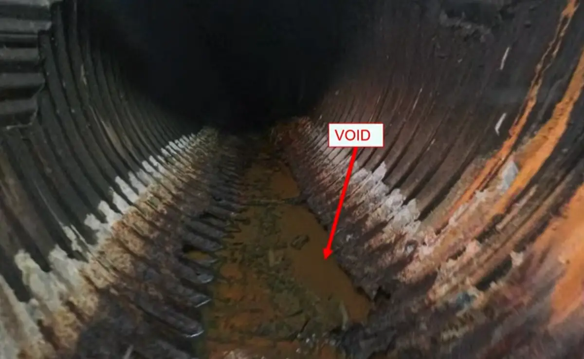 Example of stormwater pipe with a void presented at Aug. 12 city council meeting. Courtesy of City of Encinitas