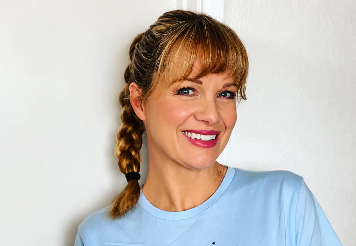 Summer Wyman, co-founder of Surf and Turf Art Club, has expanded her community art program to the Surf and Turf Tennis Center in Del Mar, offering classes in painting, drawing, multimedia and sculpture for children and adults. Courtesy photo