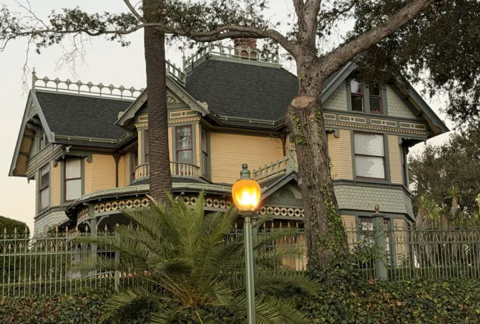 The Albert H. Beach house is a historic, Queen Anne-style Victorian home built in 1896 at the corner of Juniper and Seventh Avenue in Old Escondido. Photo by Samantha Nelson