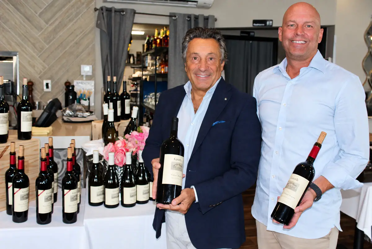 West End Bar & Kitchen Proprietor, Sal Ercolano (left) and Groth West Region Sales Manager Eric Wooliever. Photo by Rico Cassoni