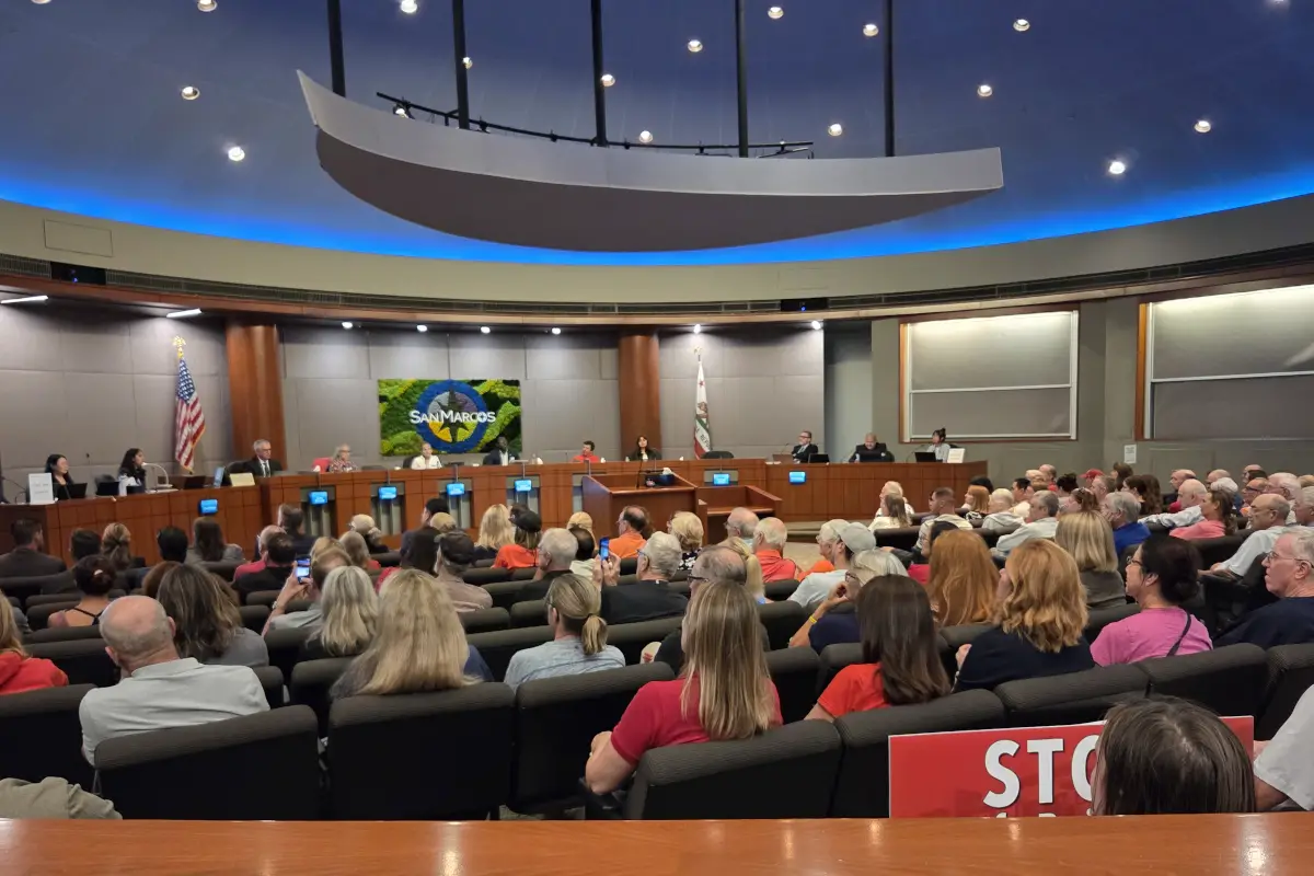 San Marcos residents packed the City Council Chambers Monday evening for a Planning Commission hearing into a proposed 31-unit housing development. Photo by Jim Trageser