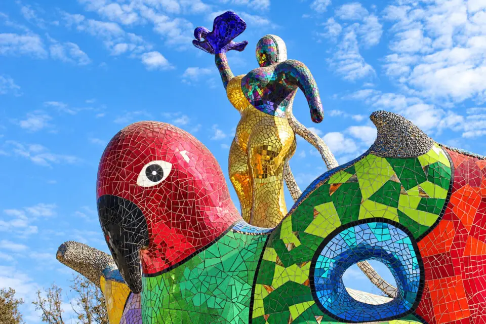 The Queen Califia sculpture stands at the center of Queen Califia’s Magical Circle, surrounded by totemic sculptures. Photo by Samantha Nelson
