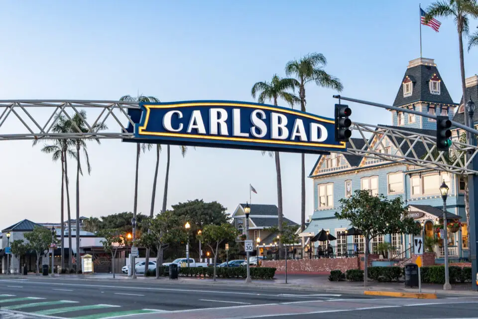 Carlsbad archway sign.