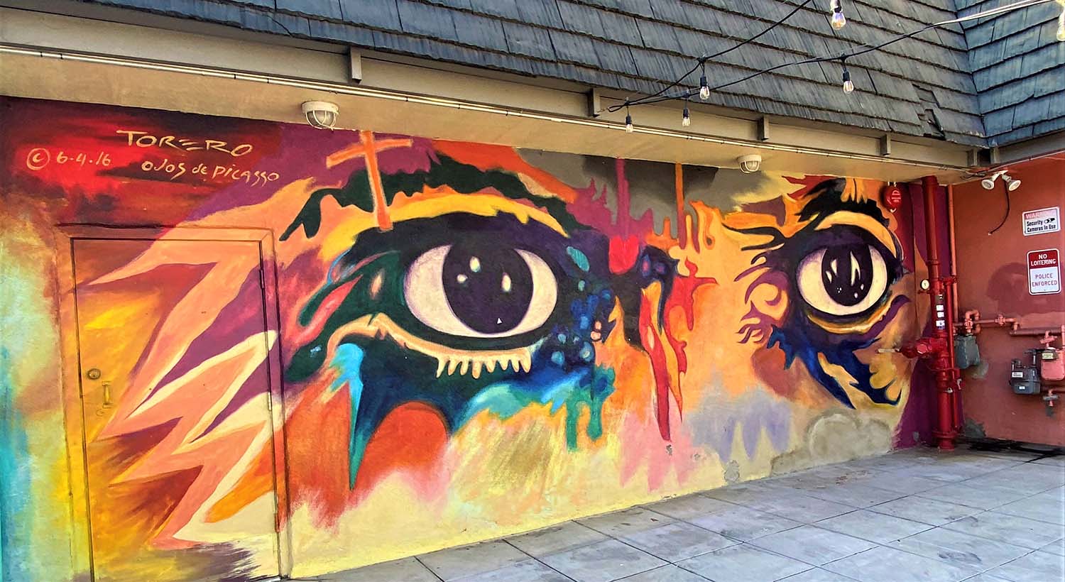 Eyes mural