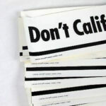 DON'T CALIFORNICATE OREGON Bumper Sticker Original 1960's vintage made in USA. 